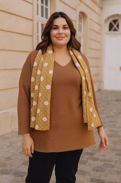 Picture of CURVY GIRL CASHMERE SWEATER WITH RHINESTONES